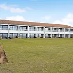 Amazing In With House Sea View Apartment *