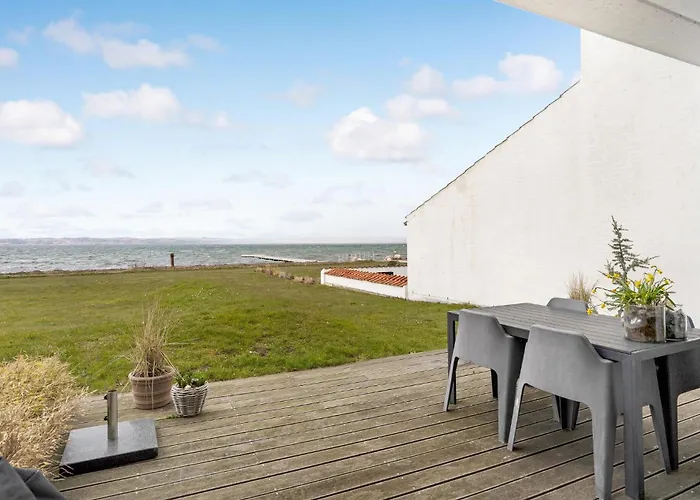 Amazing In With House Sea View *