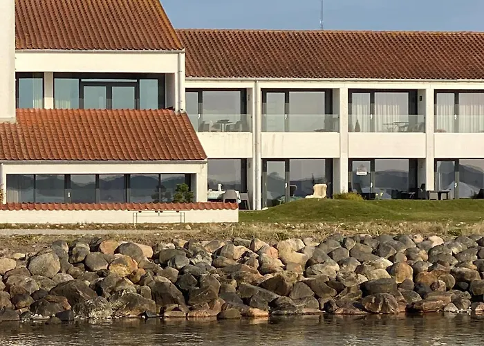 Amazing In With House Sea View