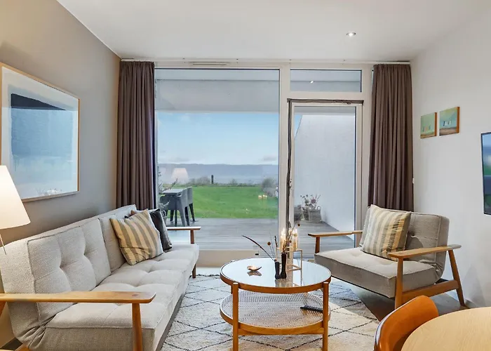 Amazing In With House Sea View Apartament