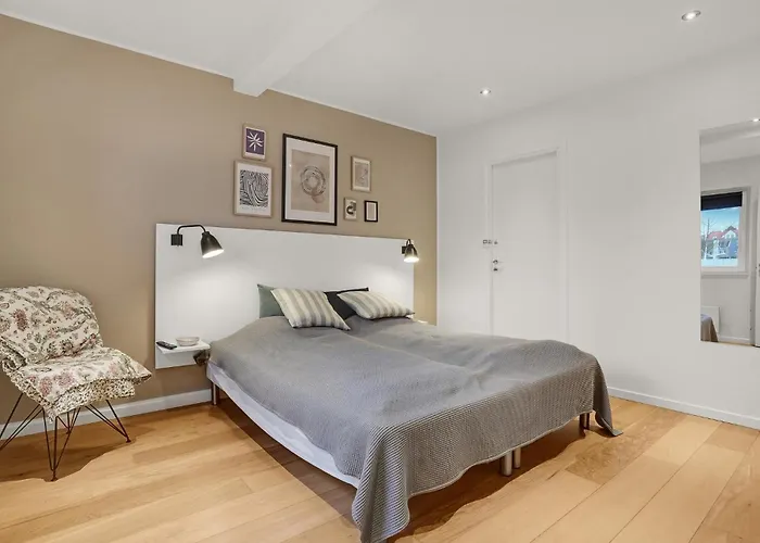 Amazing In With House Sea View *