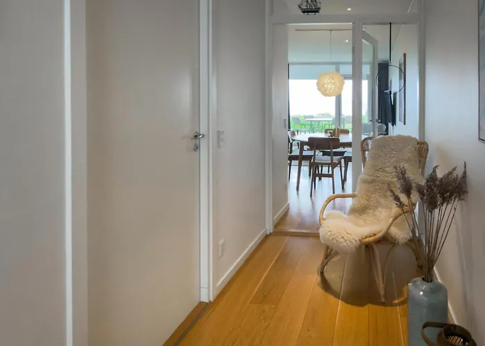 Amazing In With House Sea View דירה *
